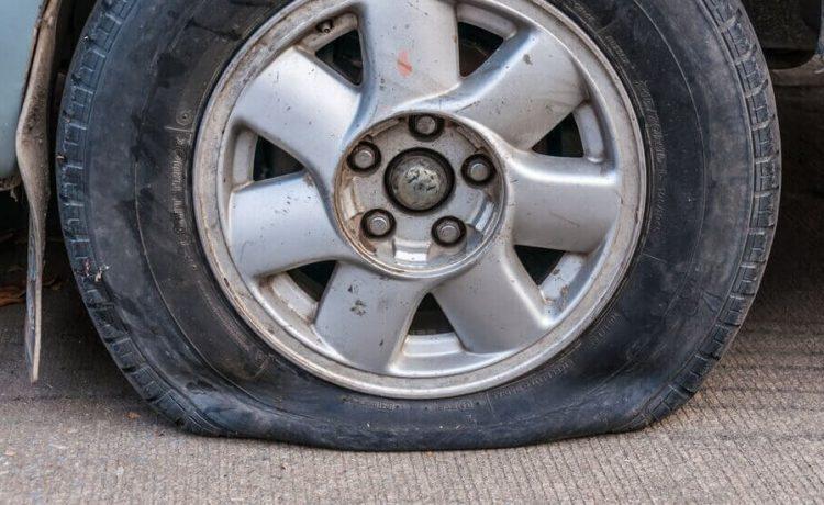 Lốp xe hỏng có được bảo hiểm?